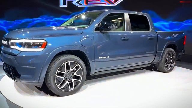ALL NEW 2025 Ram 1500 REV SHOCKS The Entire EV Industry! смотреть онлайн