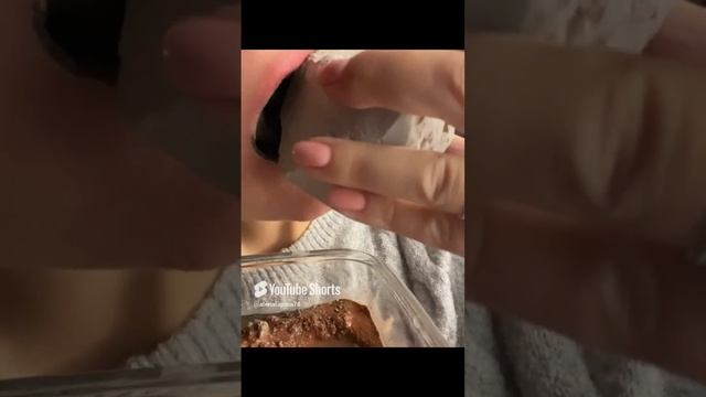 ASMR crunch of wet chalk in paste_Белый шоколад💦в пастах😋 #asmr #crunchysounds #asmrsounds #chalk смотреть онлайн