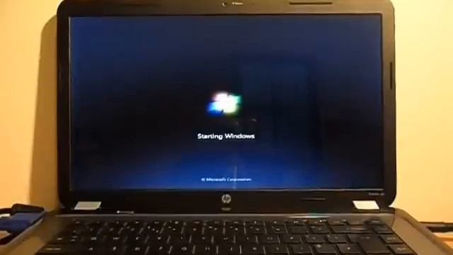 Windows 8 vs Windows 7 Boot смотреть онлайн