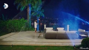 Любовь напоказ - только этого мало