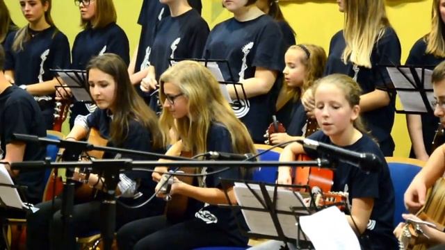 Kytarový koncert DDM Uherský Brod 22.12.2015 - Turbo - Chtěl jsem mít смотреть онлайн