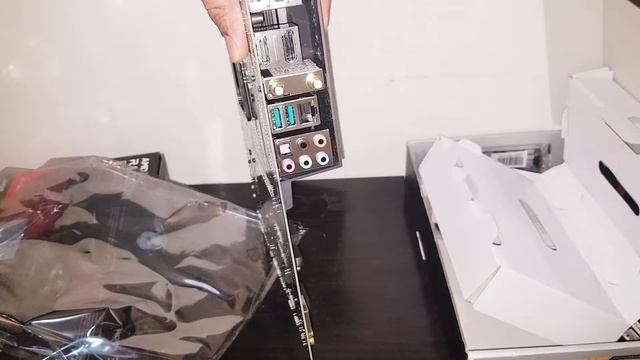 Unboxing TUF Gaming X570 - PLUS wifi Motherboard & DUAL AMD RAEDON RX 6600 GPU смотреть онлайн