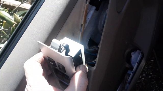 2008 Nissan Pathfinder window / door master switch driver side door смотреть онлайн