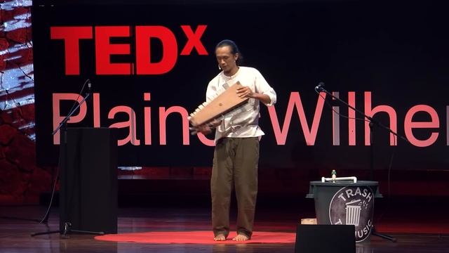 From Trash to Music | Kan Chan Kin | TEDxPlainesWilhems смотреть онлайн