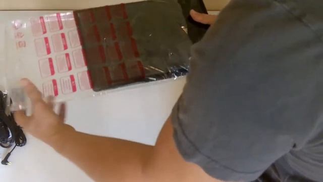 Lenovo IdeaPad S205 Netbook Unboxing & Overview смотреть онлайн