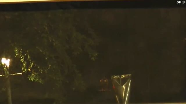 5 Mysterious Creatures Outside the Window Caught On Camera смотреть онлайн