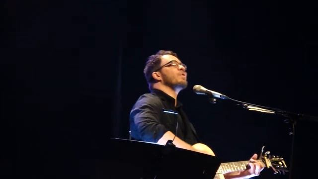 20 Windows Are Rolled Down by AMOS LEE @ Warner Theatre WASHINGTON DC 11-26-2013 смотреть онлайн