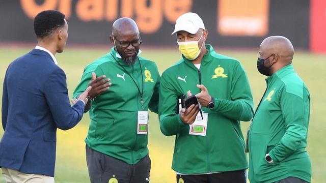 PSL Transfer News: Mamelodi Sundowns Joins Kaizer Chiefs In The Race To Sign African Top Striker смотреть онлайн