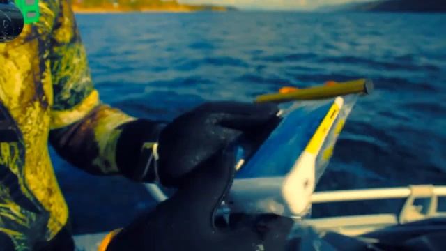 Затопленный корабль в объективе Nokia Lumia 1020 смотреть онлайн