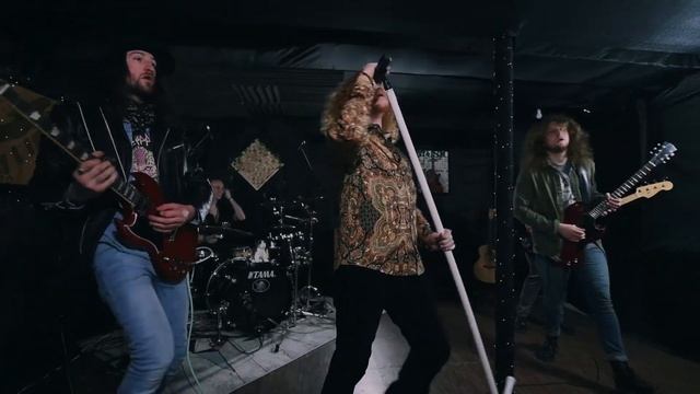 Taming Sari - The Imposter (Live Off The Floor) смотреть онлайн