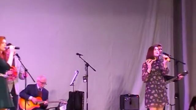 КЛюП-студия - "Говорят не стой " (муз.Дм.Левитеса - ст.Г.Поженян смотреть онлайн