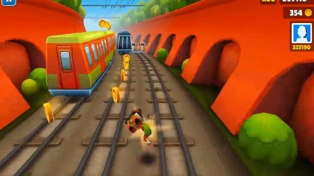 Subway Surfers с ссылкой на скачку для PC и управление клавиатурой(в описании) смотреть онлайн