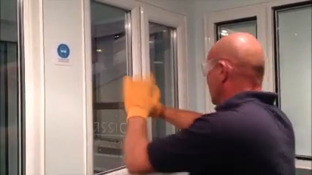 uPVC Windows Intruder Test смотреть онлайн
