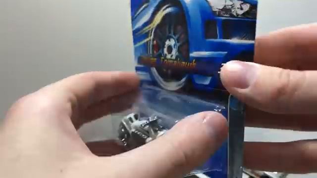 Opening Hot Wheels Vehicles From Previous Years смотреть онлайн