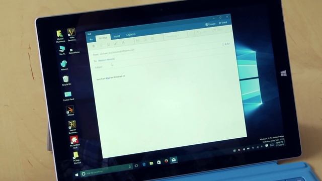 The New Windows 10 Mail App смотреть онлайн