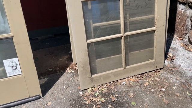 Old Windows Greenhouse Build смотреть онлайн