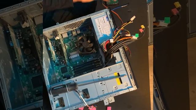 Dell Studio 540 Assembling смотреть онлайн