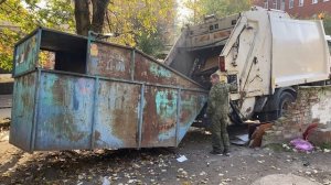 09-10-2024 #мусоровоз #trashtruck #техника #мусор #контейнер #trash #truck