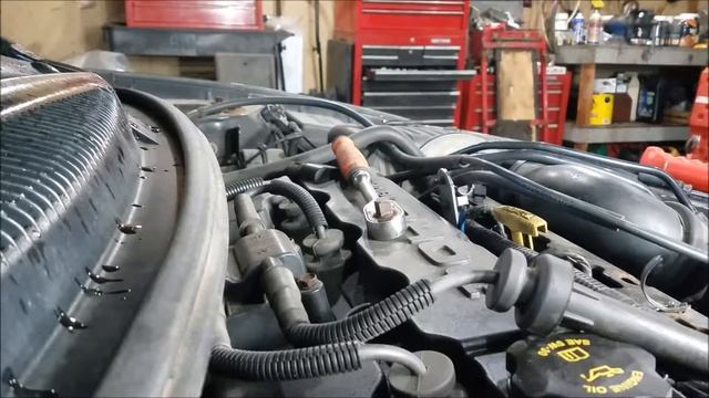 Chrysler Sebring runs and shifts rough part 1 смотреть онлайн