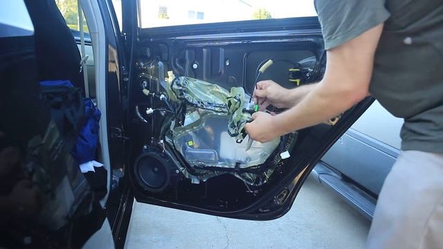 How to replace a broken window / fix / install, Toyota Prius, narrated смотреть онлайн