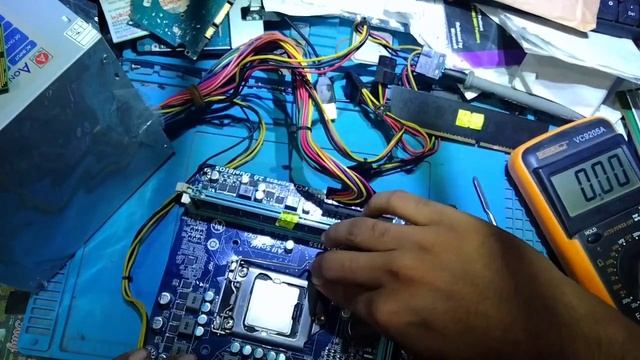 gigabity H61m-ds2 mother board no powar reparing 100% ok #king of computer solution смотреть онлайн
