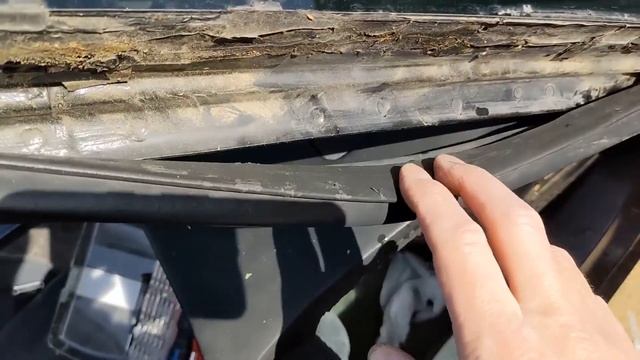 Window Adjustment on a 1987 Corvette C4, A Pillar Water Leak Test and Fix, Targa top glue repair смотреть онлайн