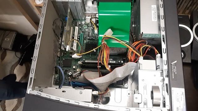Retro Revivals PC Edition 2003 Dell Dimension 4600 смотреть онлайн