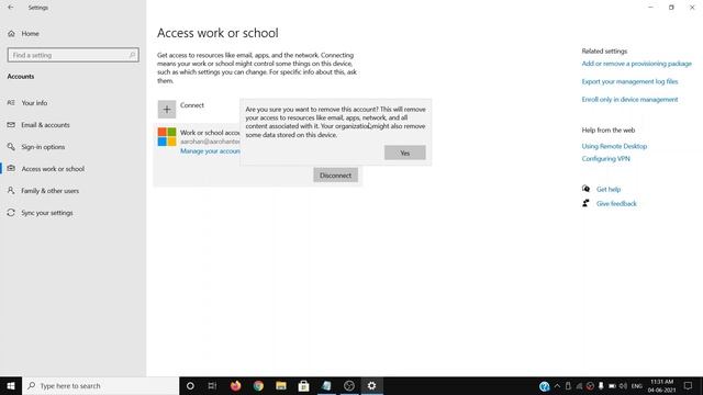 Fix Error "Some Of Your Accounts Require Attention" Under Shared Experiences On Windows 10 смотреть онлайн
