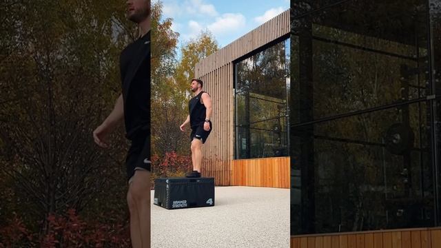 Берпи с зашагиванием на тумбу