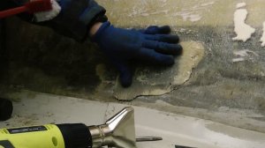 Заделка пробоины в борту стеклопластиковой яхты