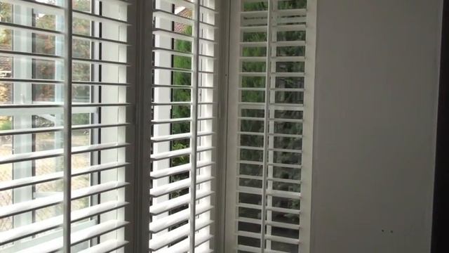 How to install window shutters onto a square box bay UPVC window смотреть онлайн