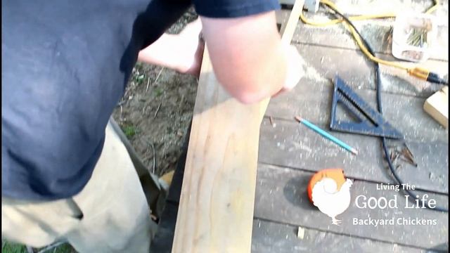15 Minute Window Box Build & Install! Fly Repellent Flowers! смотреть онлайн