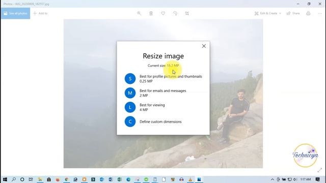 How to Resize Images for Email and Photo Sharing in windows 10 смотреть онлайн