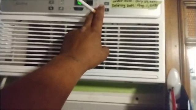 MIDEA MAW08R1BWT MIDEA 8000 BTU Window AC Very cold смотреть онлайн