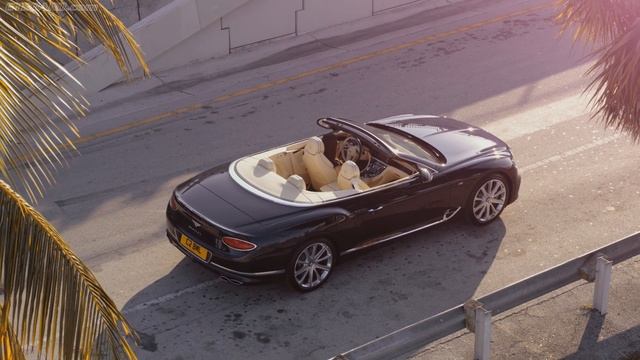 Bentley Continental GT Convertible and Coupe [4k Ultra HD] смотреть онлайн
