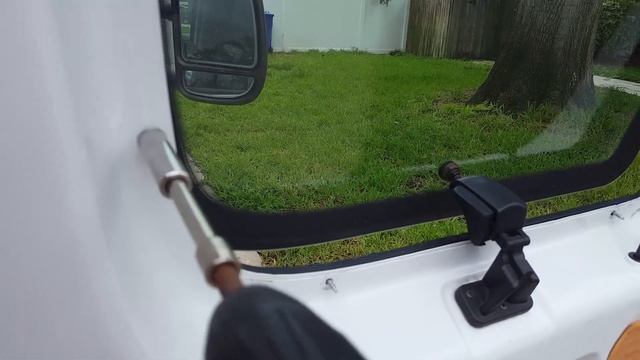 Keeping Bugs OUT! of Your Campervan Van Life смотреть онлайн
