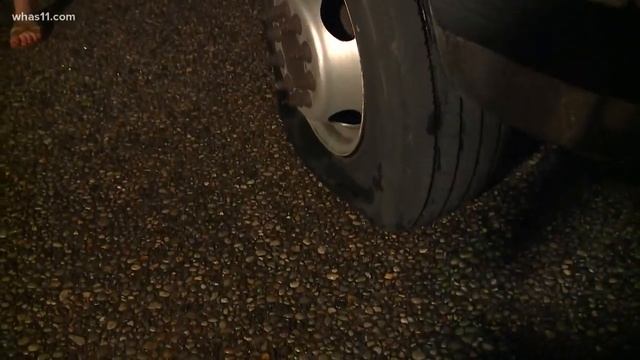 LMPD vehicle left with slashed tires, broken windows after protest смотреть онлайн