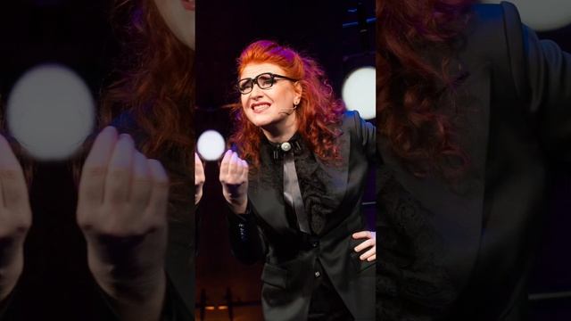 «ЗЛОДЕЙКИ» на Таганке! #kudago смотреть онлайн