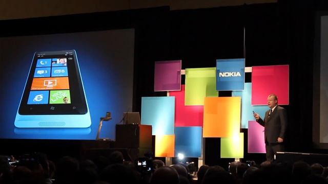 Nokia Lumia 900 Windows Phone with AT&T 4G LTE Announced at CES 2012 | Pocketnow смотреть онлайн