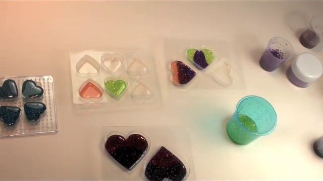 Resin Glitter Fun for Halloween - Jewelry, Clips, Magnets, More! смотреть онлайн