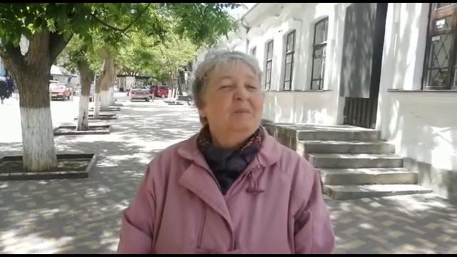 Ненада Алла Алексеевна с поздравительным обращением к библиотекарям г. Феодосии смотреть онлайн