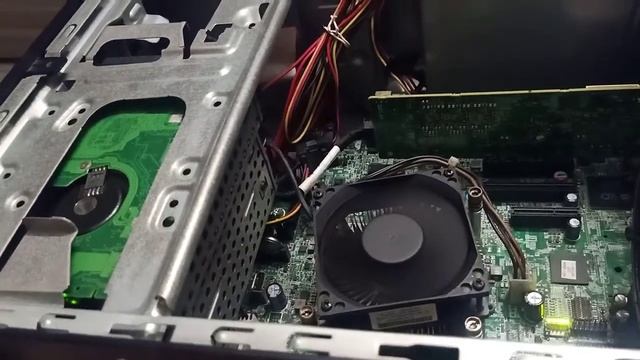 Lắp SAS HDD cho server HP ML10 không hổ trợ. смотреть онлайн