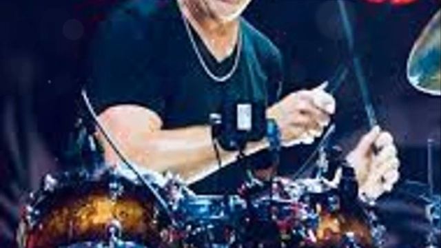 Top 5 Reasons Why Lars Ulrich Is A Terrible Drummer смотреть онлайн