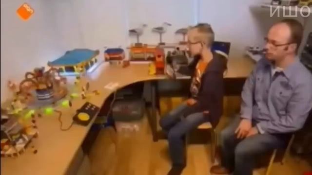 Y2mate.mx-Муд Влад А4 демотиватор (24 Часа в Машине Гелик) смотреть онлайн