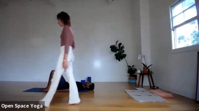 Ayurveda Yoga "Kapha Balancing" with Mary Bastien at Open Space Yoga Hawaii смотреть онлайн