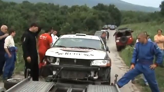 Rally Hebros 2008 - Plamen Staykov's crash at SS5 Brestovitsa 1 смотреть онлайн