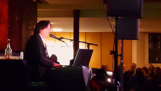 Steve Hogarth - Stille Nacht, heilige Nacht - 09.12.2022 Kreuzkirche Bonn смотреть онлайн