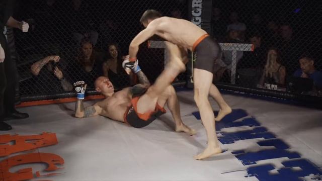 Aggrelin 19 - Eduard Gieb vs. Barna Szocs смотреть онлайн