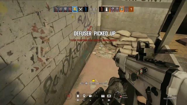 I Used The Best FASTEST Settings and Sensitivity on Console | Rainbow Six Siege Champion Challenge смотреть онлайн