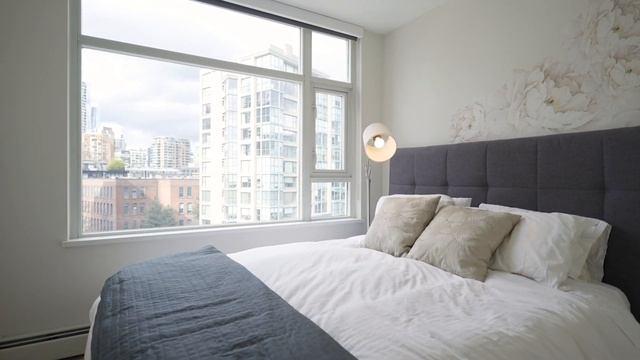 Yaletown near the seawall: Suite 901 - 189 Davie Street, Aquarius III - by Paul Albrighton смотреть онлайн